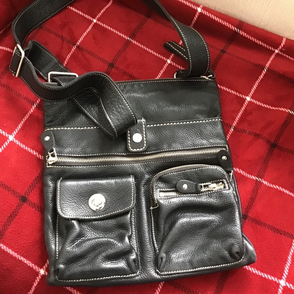 Roots crossbody bag. - Picture 1 of 4